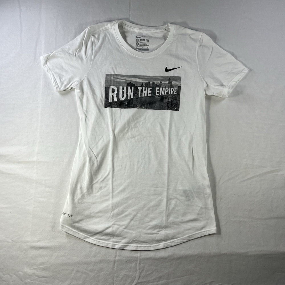 NIKE RUN THE EMPIRE DRI-FIT WHITE T SHIRT WOMEN SIZE MEDIUM
